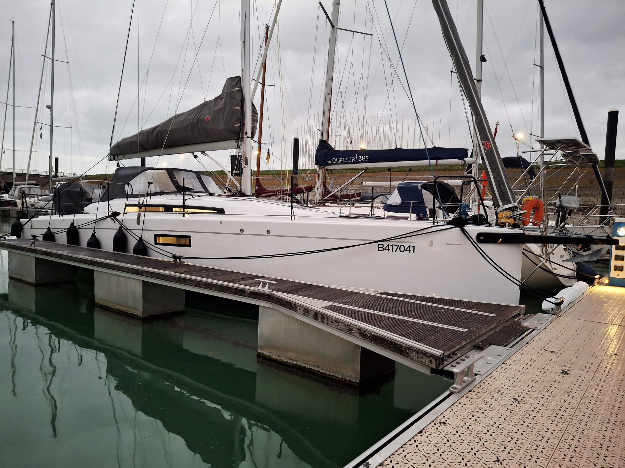 Owner of SY « Searenity » First 36 (Belgium)